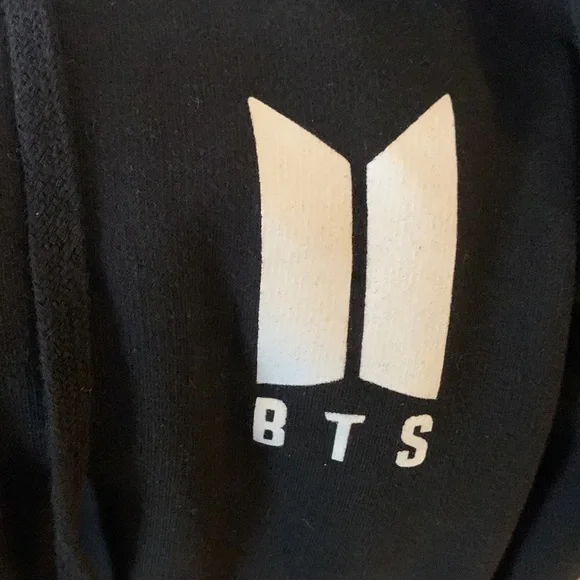 Inspired BTS pullover hoodie - Picture 3 of 6